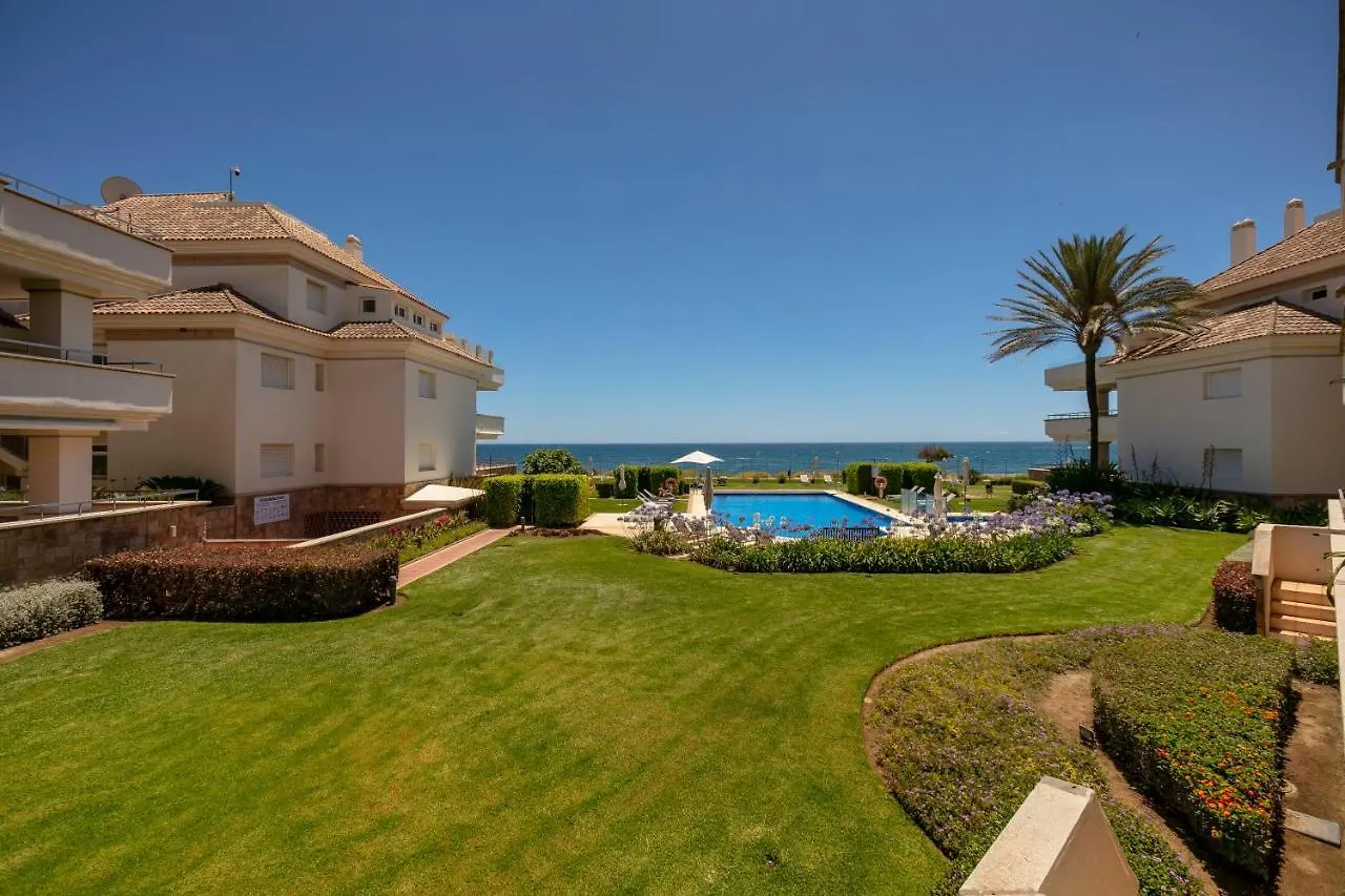 Apt 322 Heaven Beach Apartments, Guadalmansa Playa Estepona Spain