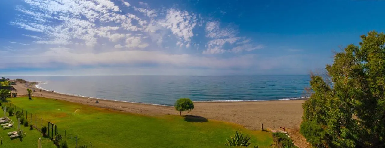 Apt 322 Heaven Beach Apartments, Guadalmansa Playa Estepona Spain